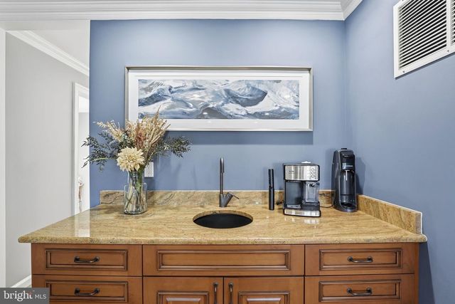 114 ERIN DR, Warrenton, VA 20186