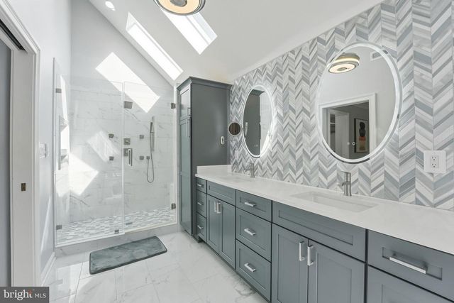 114 ERIN DR, Warrenton, VA 20186