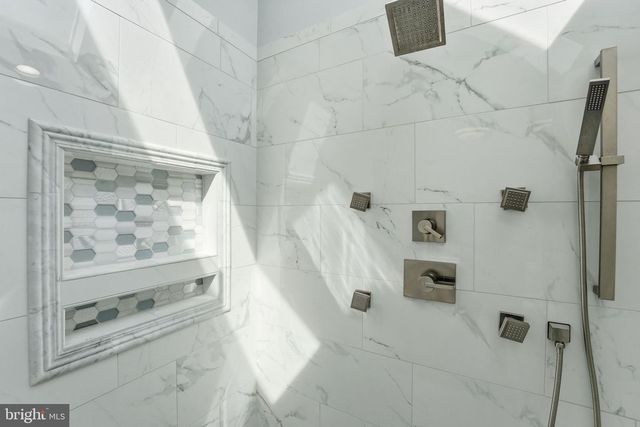 114 ERIN DR, Warrenton, VA 20186