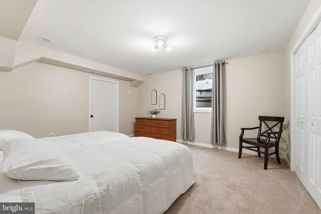 114 ERIN DR, Warrenton, VA 20186