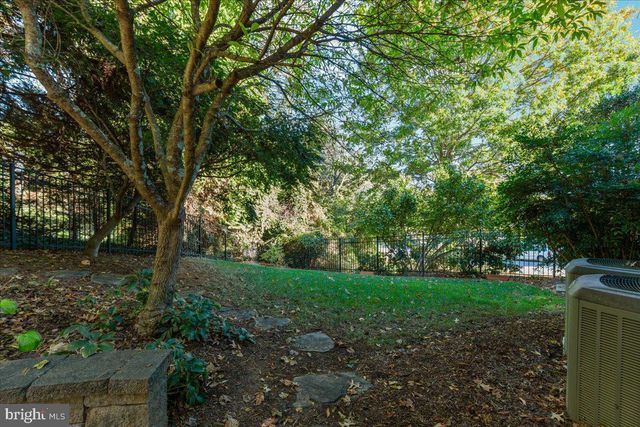 114 ERIN DR, Warrenton, VA 20186