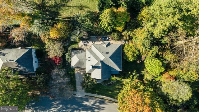 114 ERIN DR, Warrenton, VA 20186