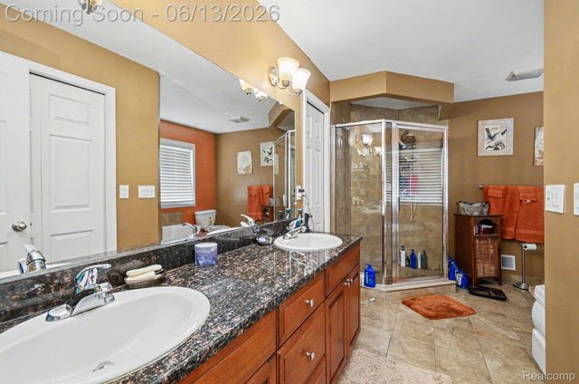 26820 Alderman Court, Harrison Charter Township, MI 48045
