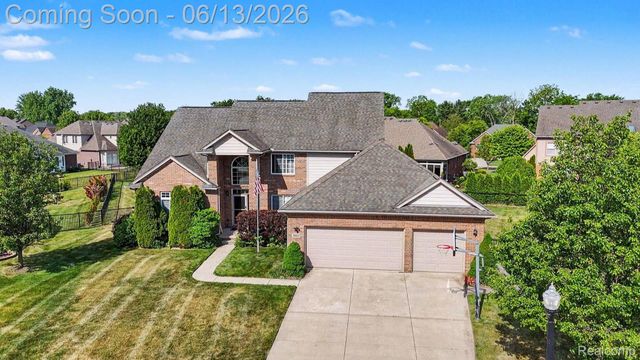 26820 Alderman Court, Harrison Charter Township, MI 48045