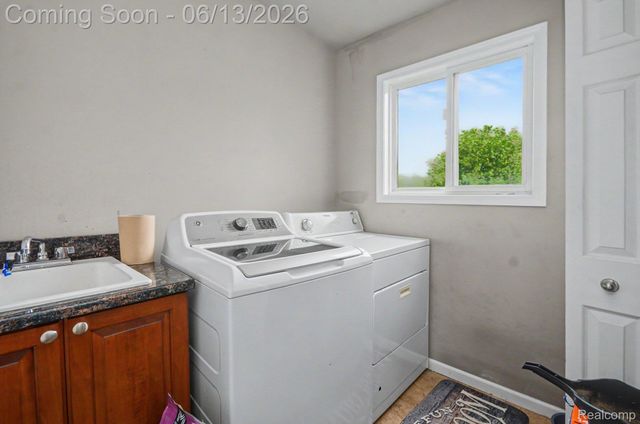 26820 Alderman Court, Harrison Charter Township, MI 48045