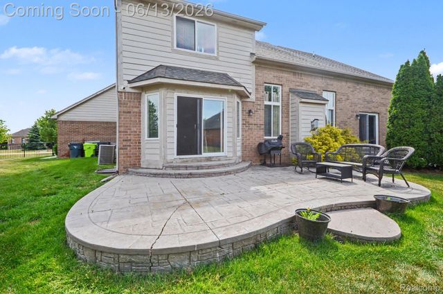 26820 Alderman Court, Harrison Charter Township, MI 48045
