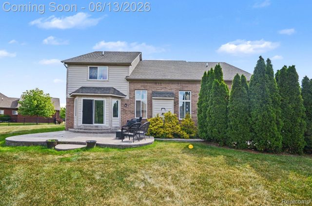 26820 Alderman Court, Harrison Charter Township, MI 48045