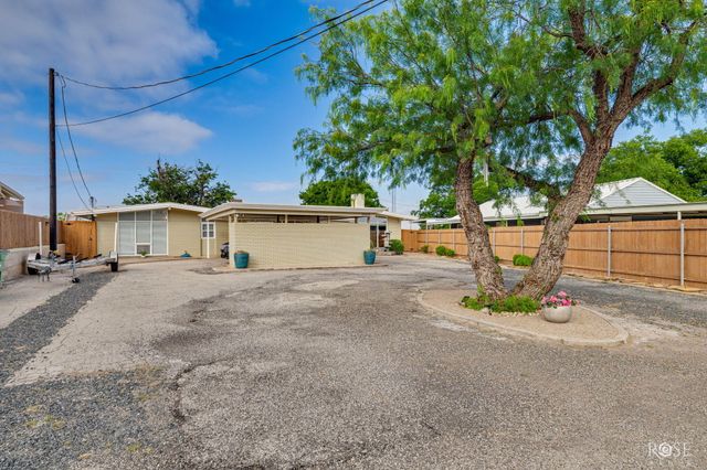 3005 Red Bluff Circle, San Angelo, TX 76904