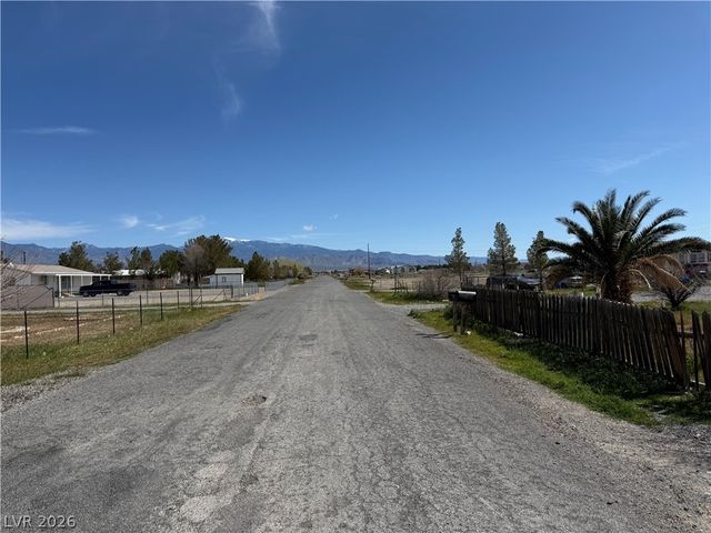 3581 West Donner Street, Pahrump, NV 89048