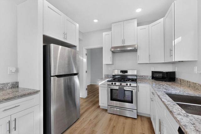 812 Arno Street SE, Albuquerque, NM 87102