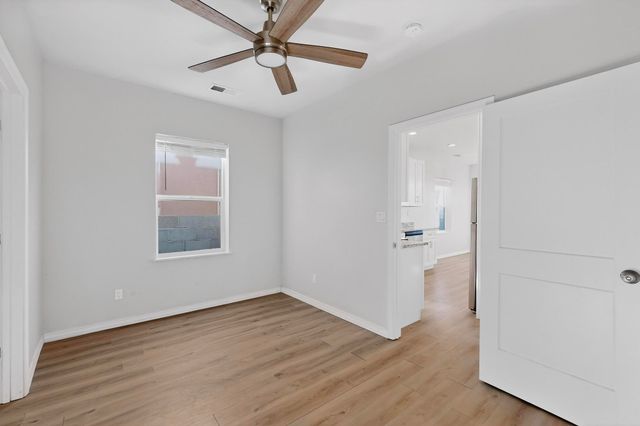 812 Arno Street SE, Albuquerque, NM 87102