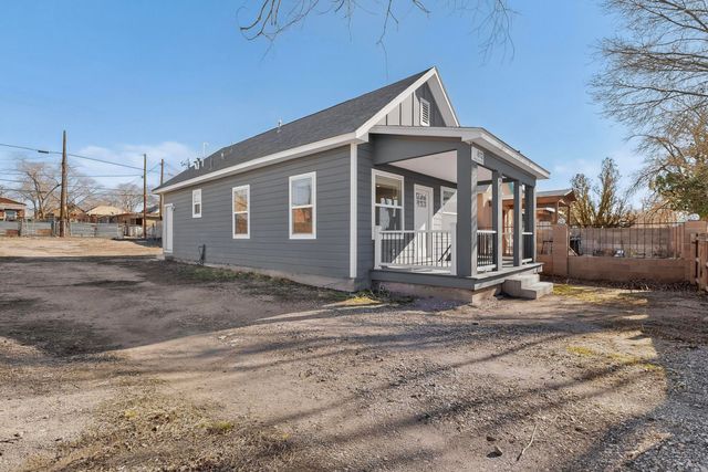 812 Arno Street SE, Albuquerque, NM 87102