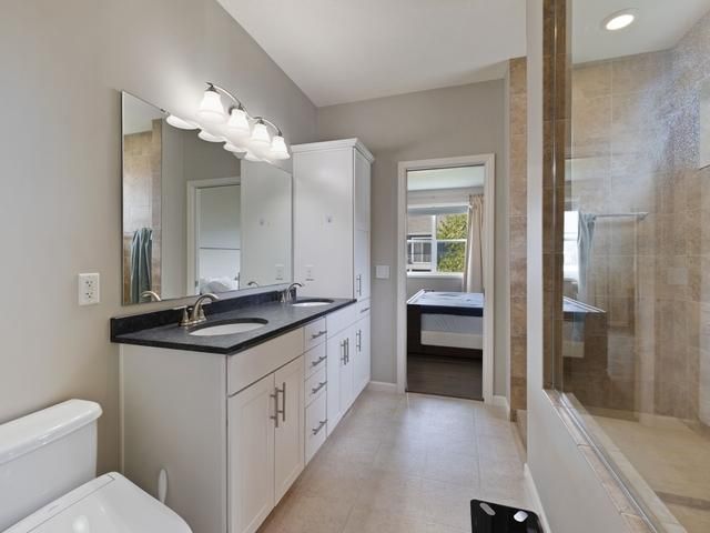 20897 Glade Avenue, Lakeville, MN 55044