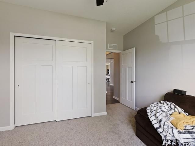 20897 Glade Avenue, Lakeville, MN 55044