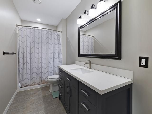 20897 Glade Avenue, Lakeville, MN 55044