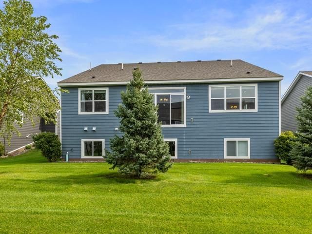 20897 Glade Avenue, Lakeville, MN 55044