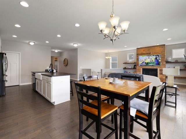 20897 Glade Avenue, Lakeville, MN 55044