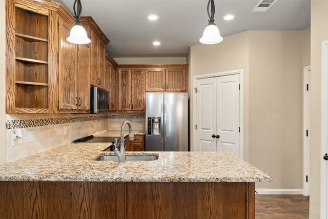 101 Legacy Boulevard, Weatherford, TX 76085