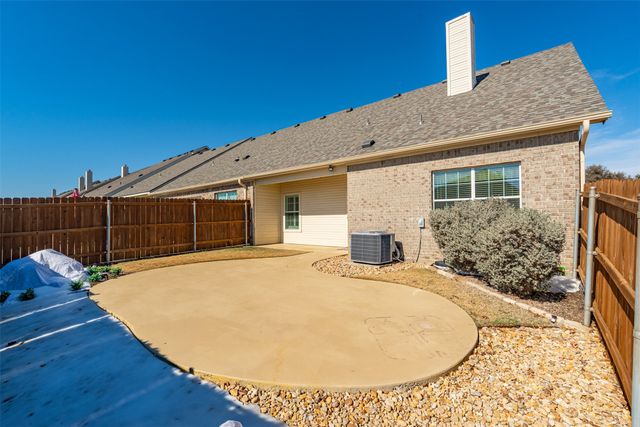 101 Legacy Boulevard, Weatherford, TX 76085