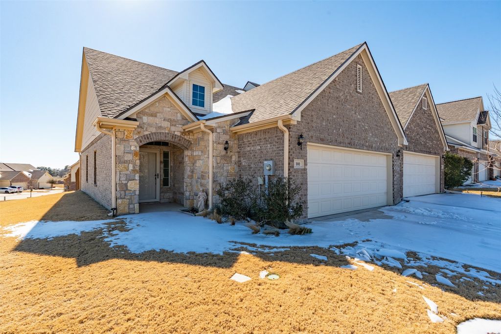 101 Legacy Boulevard, Weatherford, TX 76085