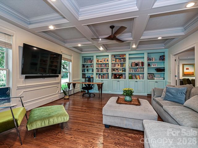 2132 Rolston Drive, Charlotte, NC 28207