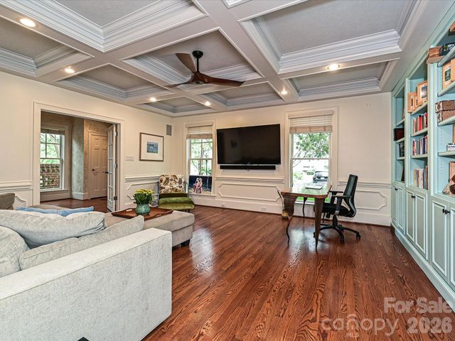 2132 Rolston Drive, Charlotte, NC 28207