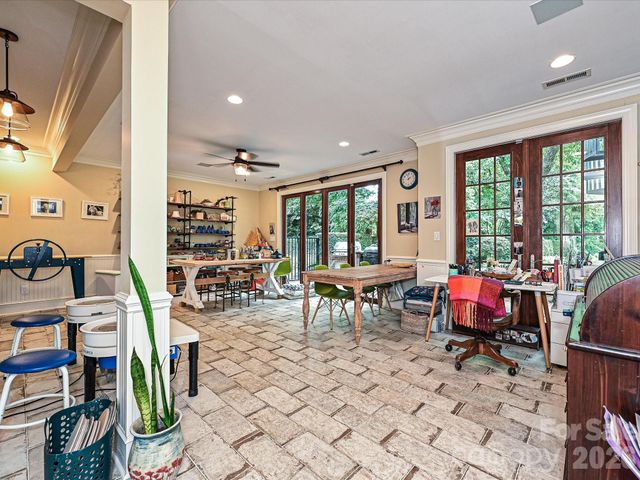 2132 Rolston Drive, Charlotte, NC 28207