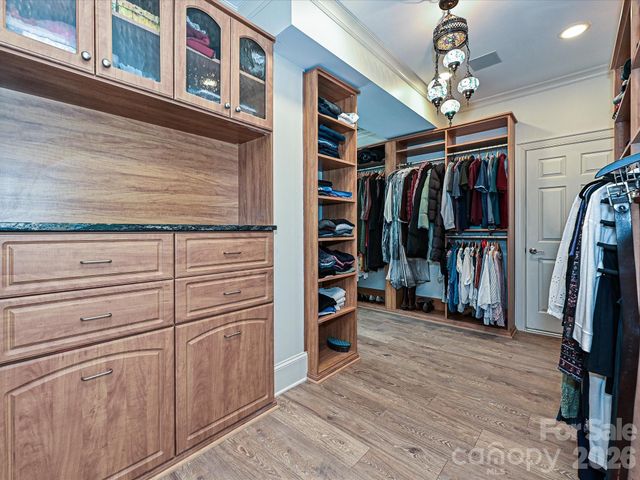 2132 Rolston Drive, Charlotte, NC 28207