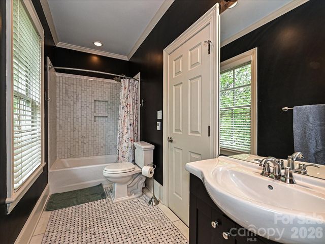 2132 Rolston Drive, Charlotte, NC 28207