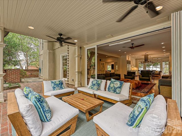 2132 Rolston Drive, Charlotte, NC 28207