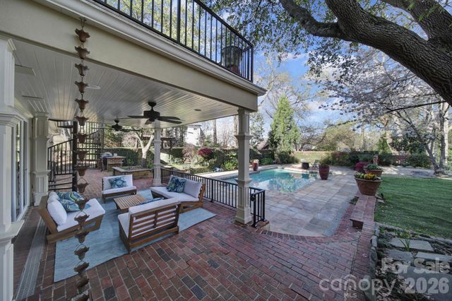 2132 Rolston Drive, Charlotte, NC 28207