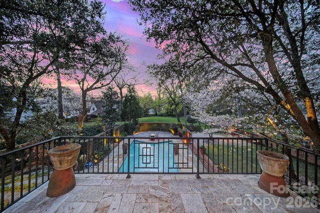 2132 Rolston Drive, Charlotte, NC 28207