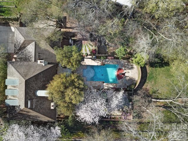 2132 Rolston Drive, Charlotte, NC 28207