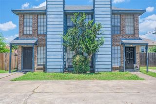 1028 Mckinley Street, Benbrook, TX 76126