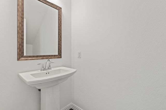 621 Somerset Drive, Lewisville, TX 75056