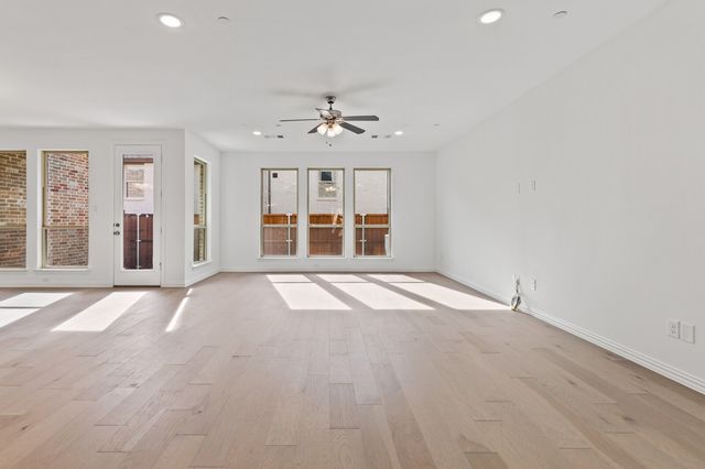 621 Somerset Drive, Lewisville, TX 75056