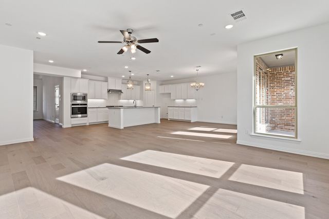 621 Somerset Drive, Lewisville, TX 75056