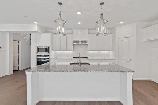 621 Somerset Drive, Lewisville, TX 75056