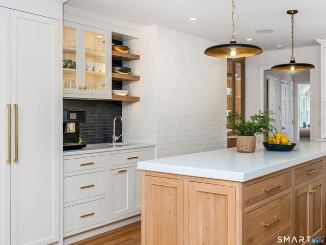 18 Phillips Lane, Darien, CT 06820