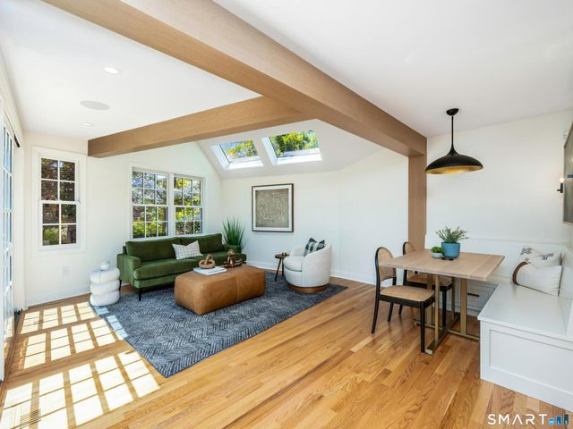 18 Phillips Lane, Darien, CT 06820