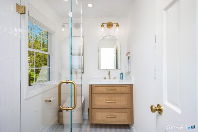18 Phillips Lane, Darien, CT 06820