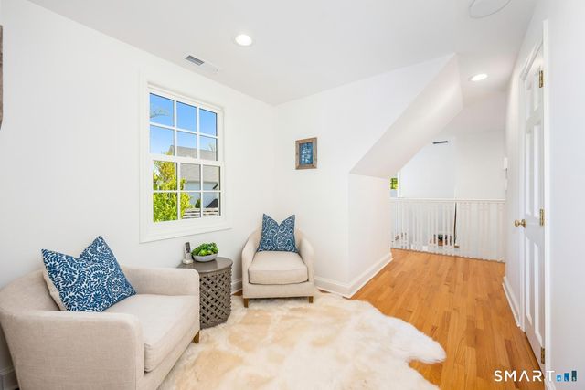18 Phillips Lane, Darien, CT 06820