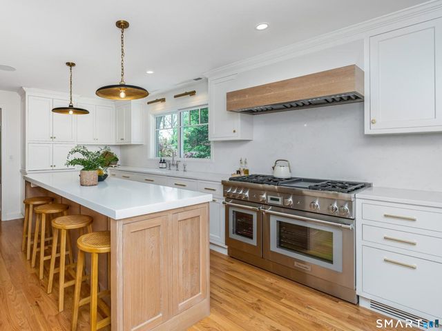18 Phillips Lane, Darien, CT 06820