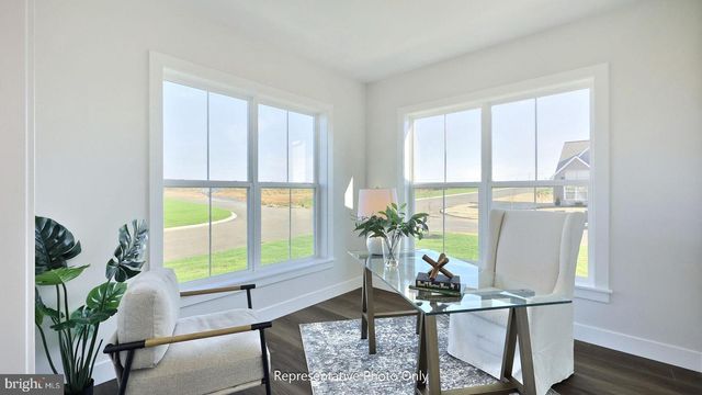 37 CANTERBURY LN, Annville, PA 17003