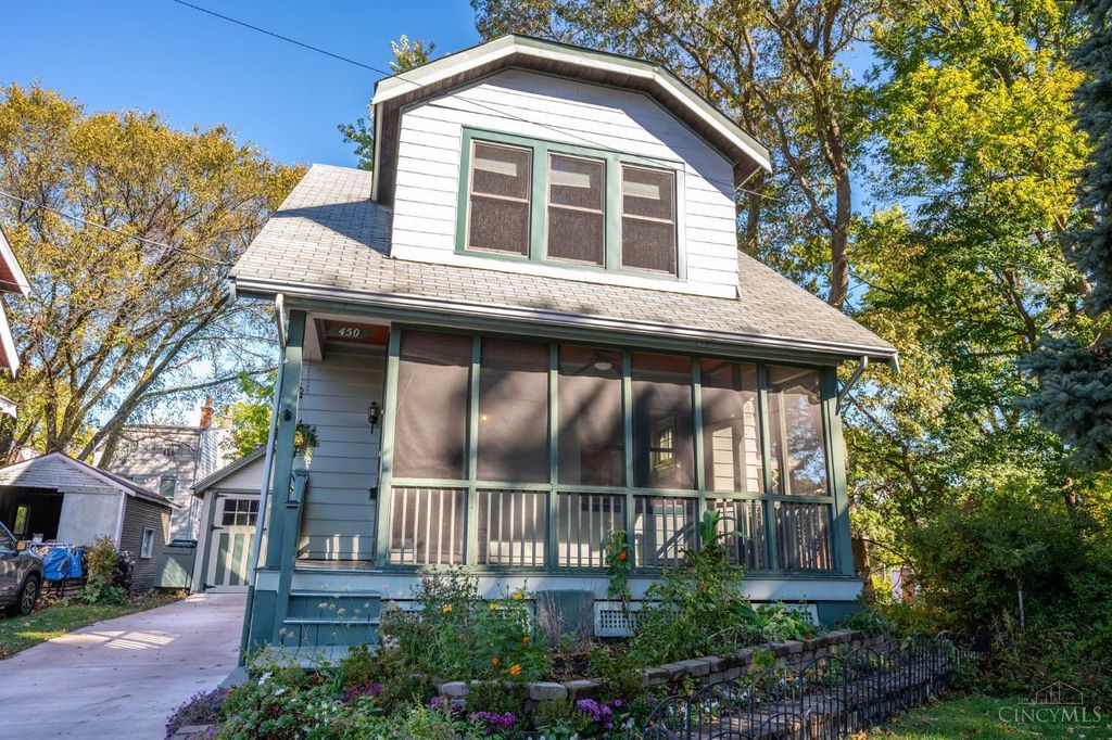 450 Lloyd Place, Cincinnati, OH 45219
