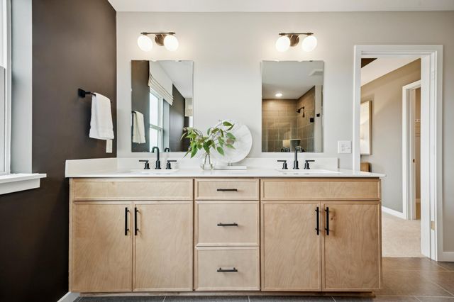 15040 Amber Fields Boulevard, Rosemount, MN 55068