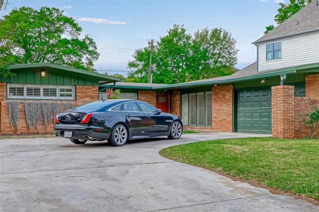 4719 Imogene Street, Houston, TX 77096