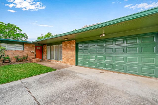 4719 Imogene Street, Houston, TX 77096