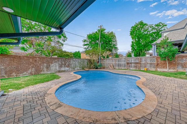 4719 Imogene Street, Houston, TX 77096
