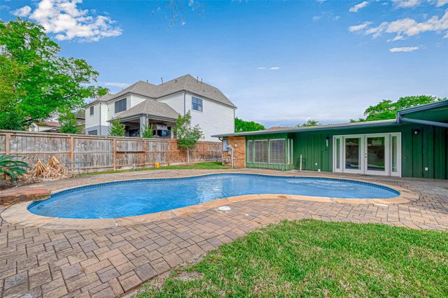 4719 Imogene Street, Houston, TX 77096